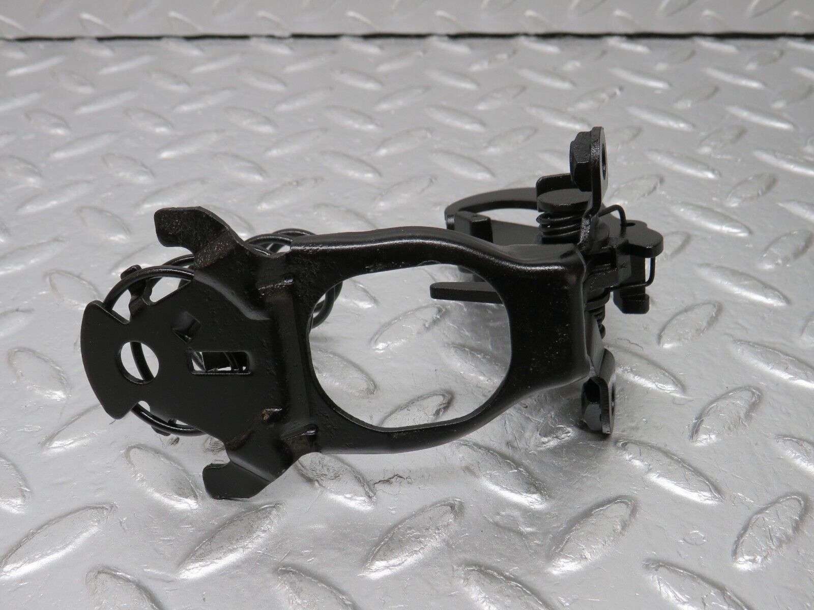 33533 Mercedes-Benz W202 C180 Bonnet Lock Latch