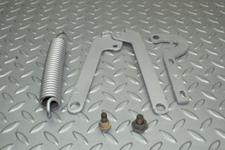 2502 Mercedes-Benz W116 350SE Bonnet Hinge Right Side