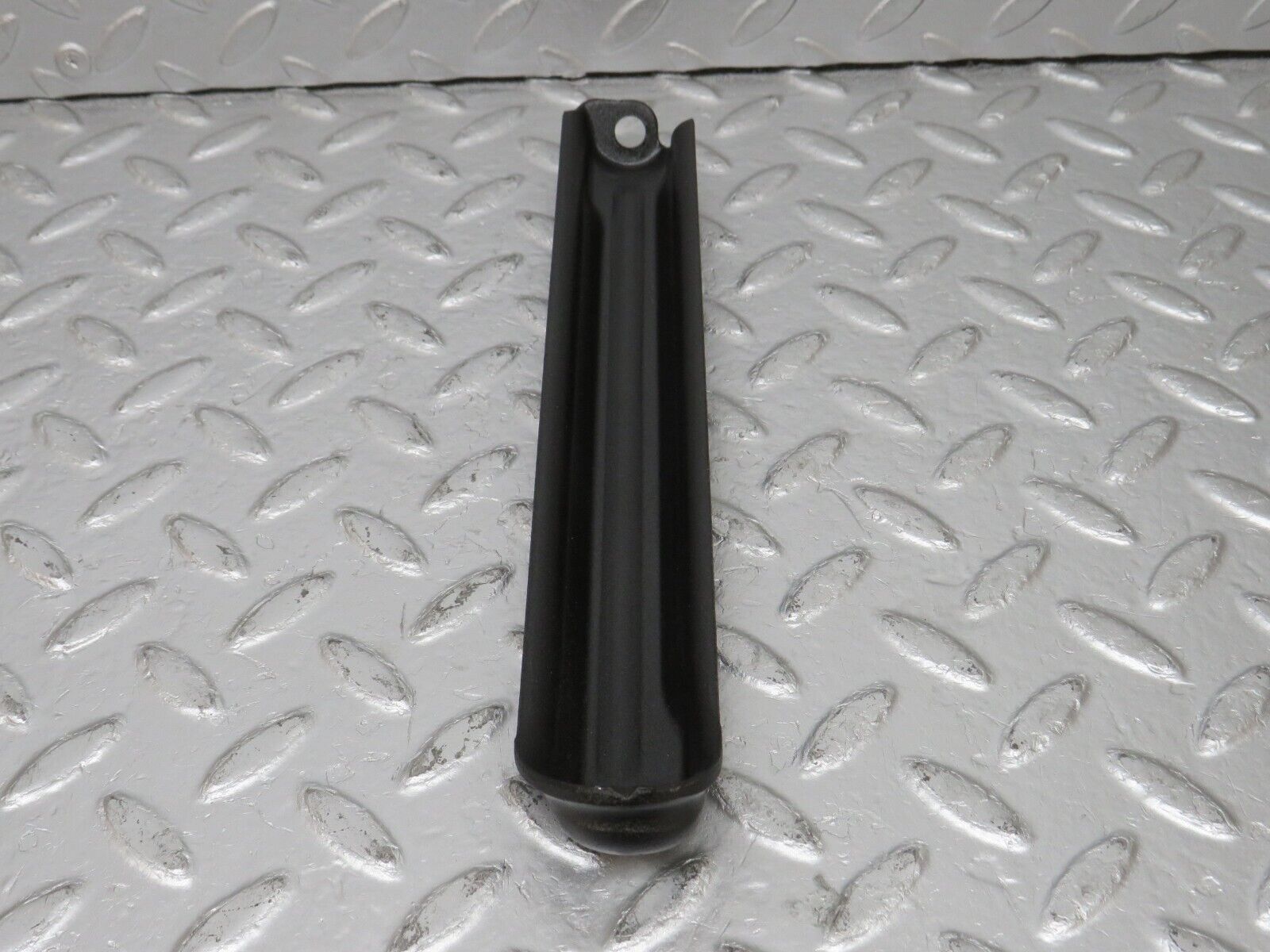 33772 Mercedes-Benz W201 190E 2.0L Air Intake Manifold Bracket
