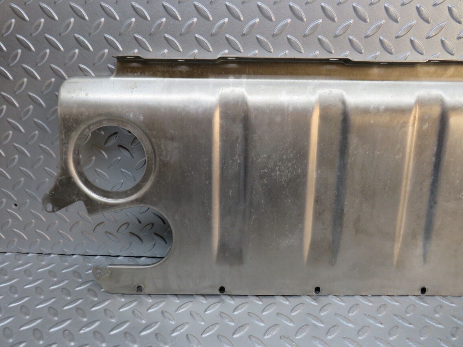 38447 Mercedes-Benz R129 280SL Coupe Fuel Tank Rear Cover