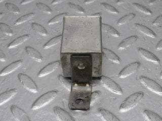 0679 Mercedes-Benz C107 350SLC Coupe Rear Heated Window Relay 1078200010