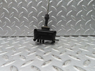 21444 Mercedes-Benz W126 300SE Rear Door Lock Vacuum Actuator