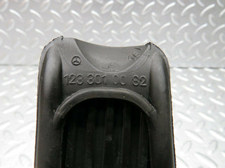 22368 Mercedes-Benz C124 E220 Coupe Accelerator Pedal With Rubber 1263000504