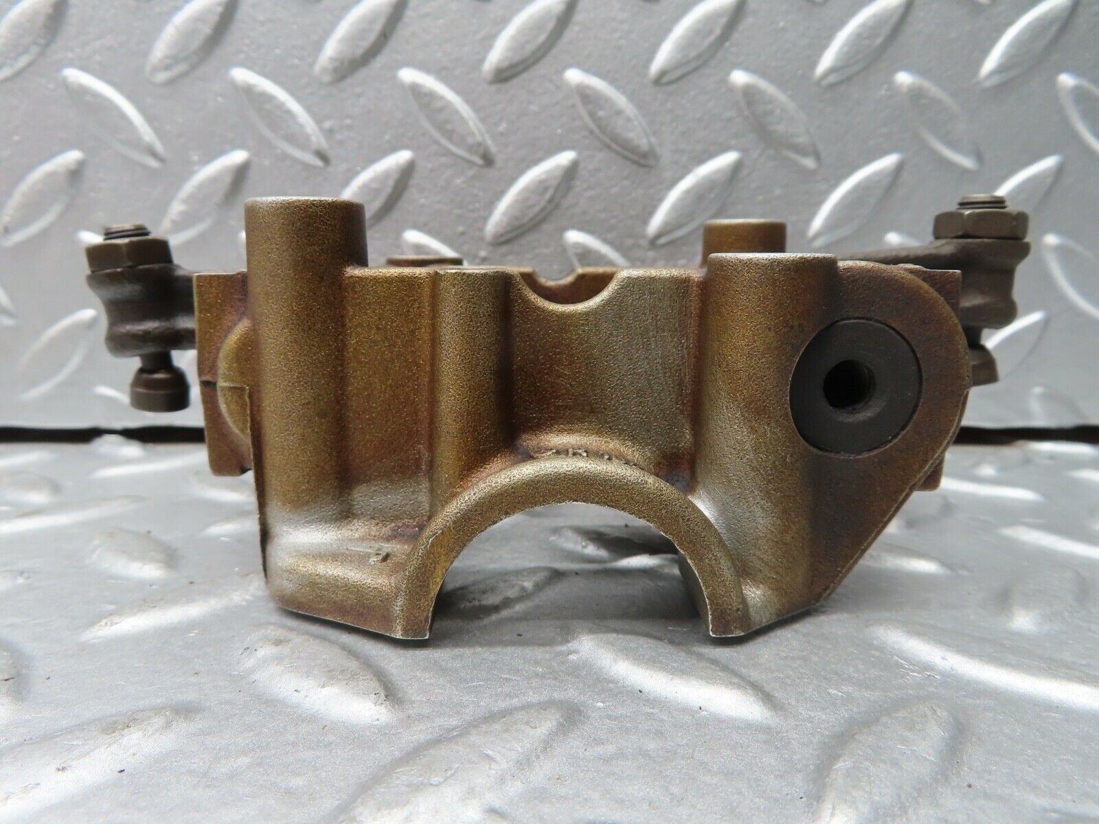21271 Mercedes-Benz W123 230E Rocker Arms Camshaft Bearing Block 1020512110