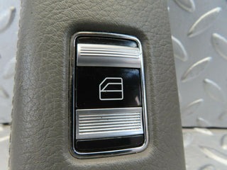 11181 Mercedes-Benz W221 S320 Rear Right Window Control Switch P0110638