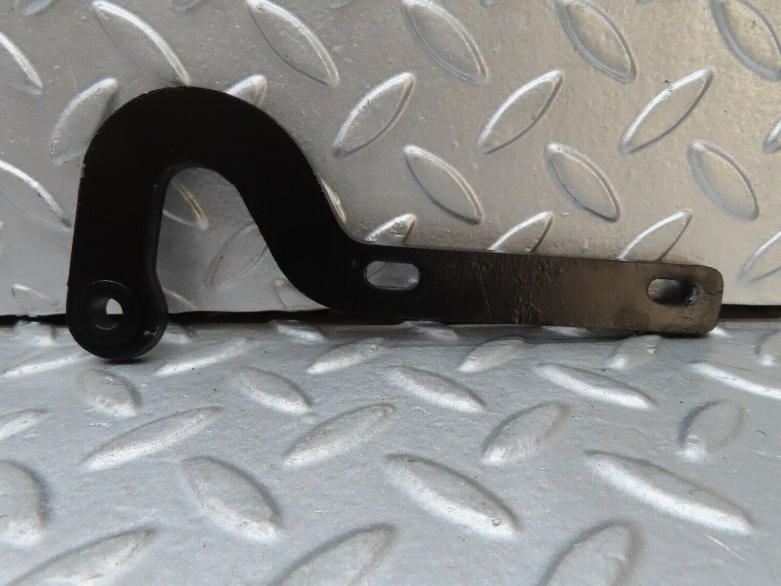 17601 Mercedes-Benz W116 450SEL Bonnet Hinge Support Left Side