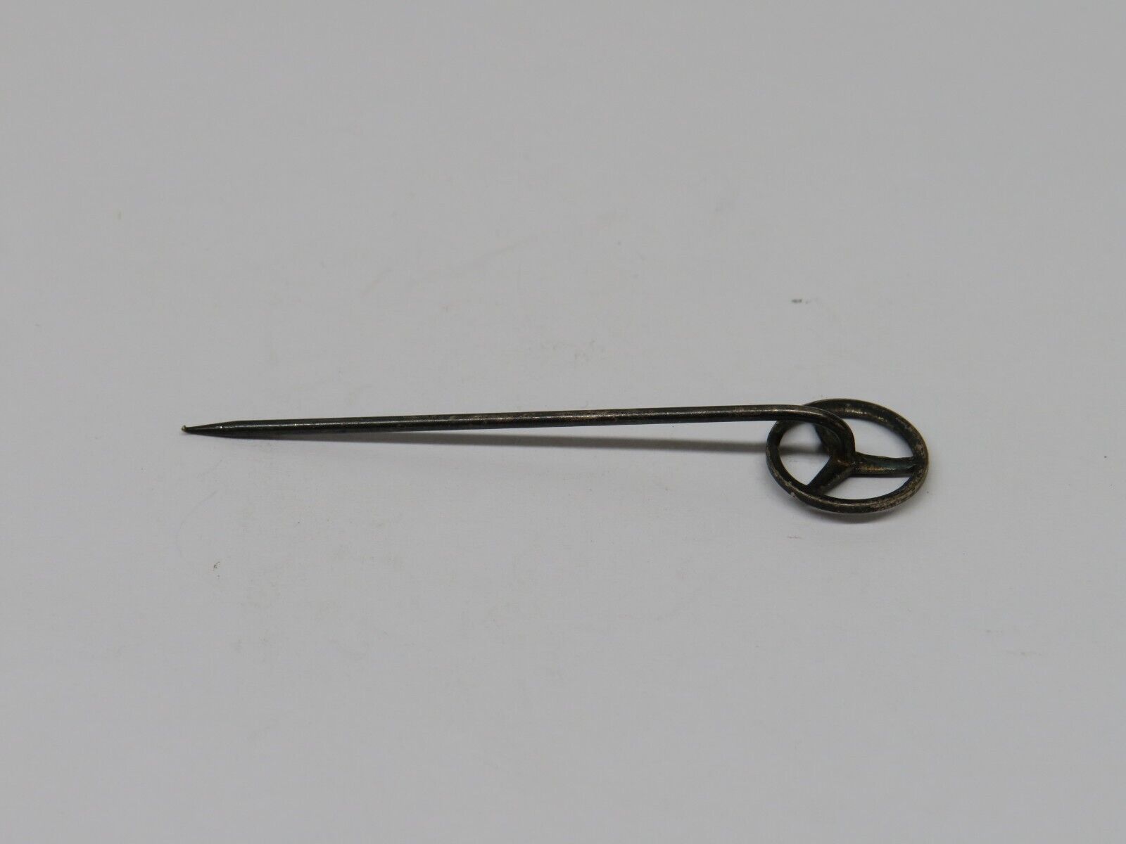 37508 Mercedes-Benz Vintage Lapel Pin Badge
