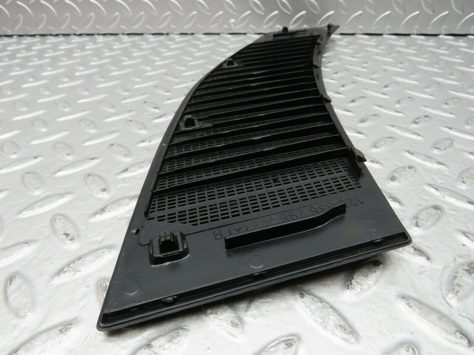 22059 Mercedes-Benz S123 280TE Wagon Air Intake Grill Left Side 1238362965
