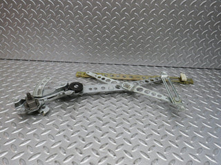 S123 Wagon front right manual window regulator used OEM