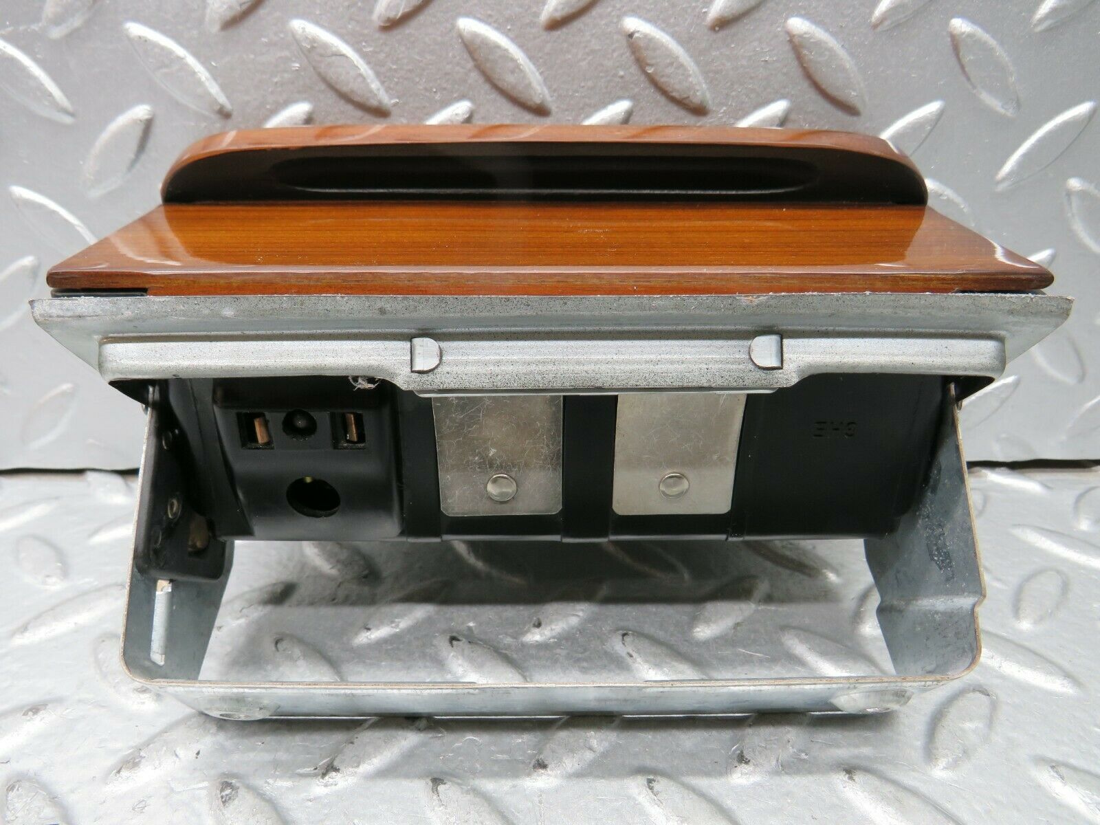 22065 Mercedes-Benz S123 280TE Wagon Centre Console Ashtray Wood Finish