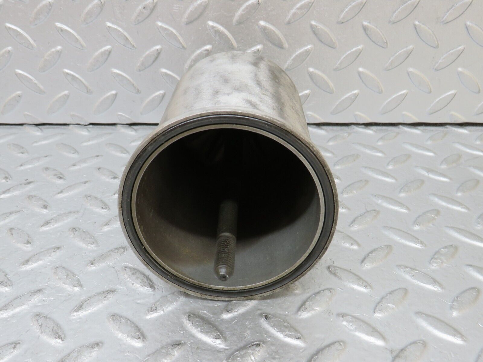 35537 Mercedes-Benz R107 280SL Oil Filter Housing
