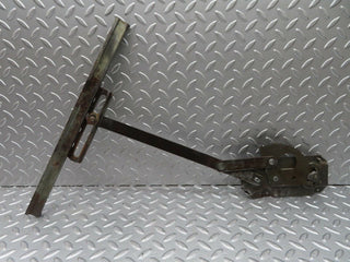 13034 Mercedes-Benz W111 220S Front Right Manual Window Regulator