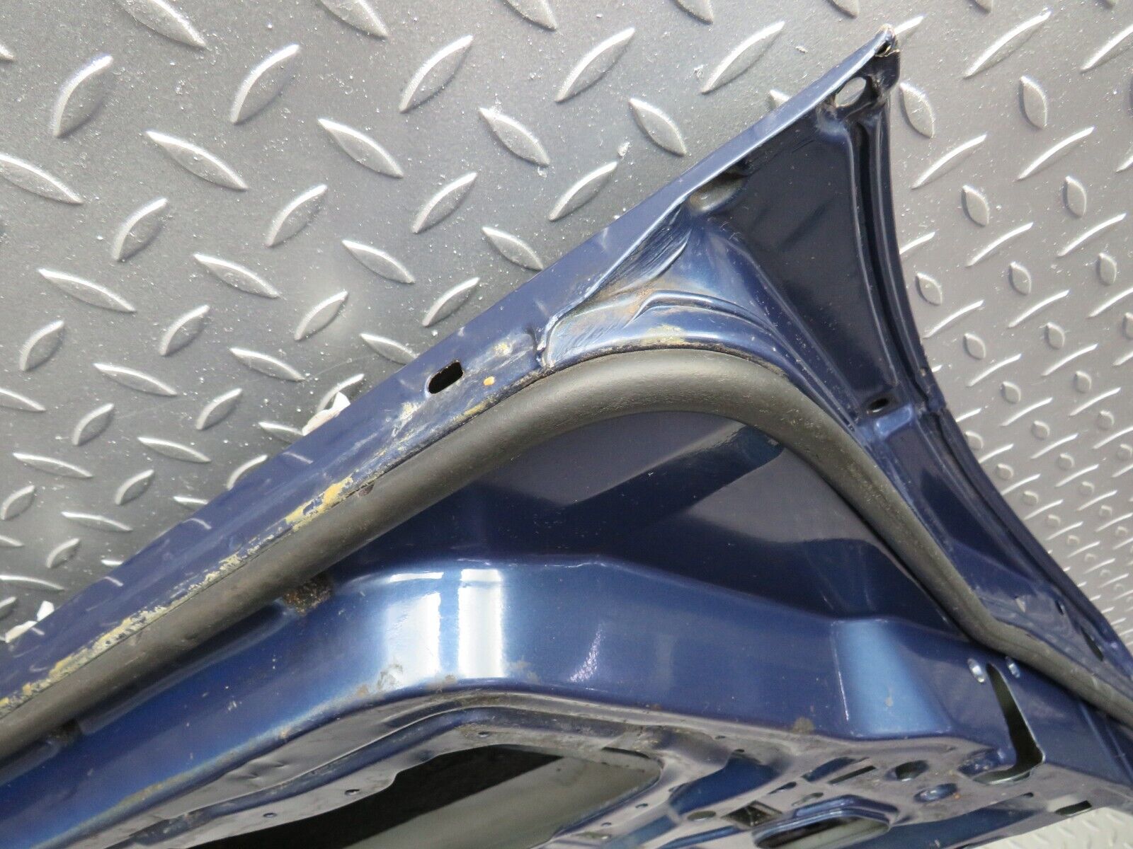 31416 Mercedes-Benz S124 220TE Wagon Front Left Door