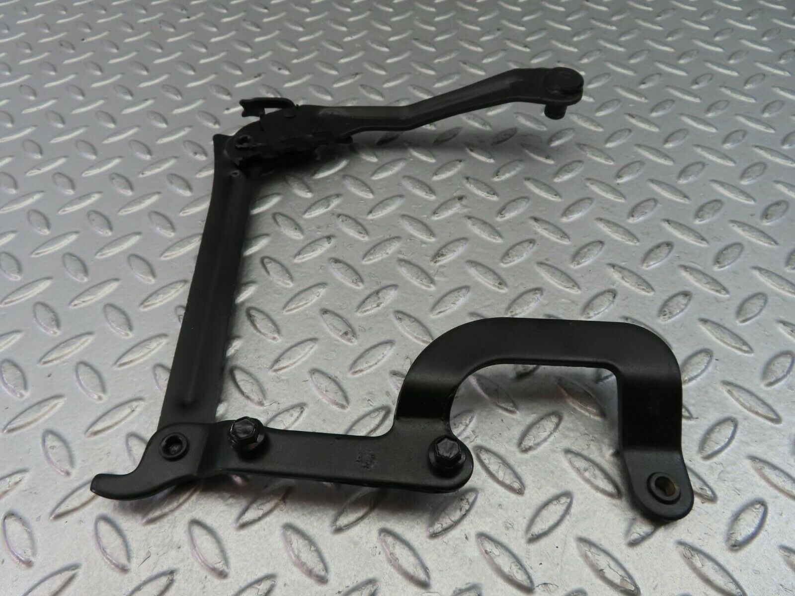 9683 Mercedes-Benz C123 280CE Coupe Bonnet Hinge Right Side
