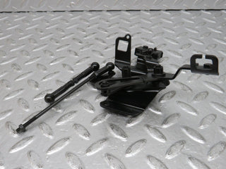 32657 Mercedes-Benz S124 300TE Wagon Throttle Linkage