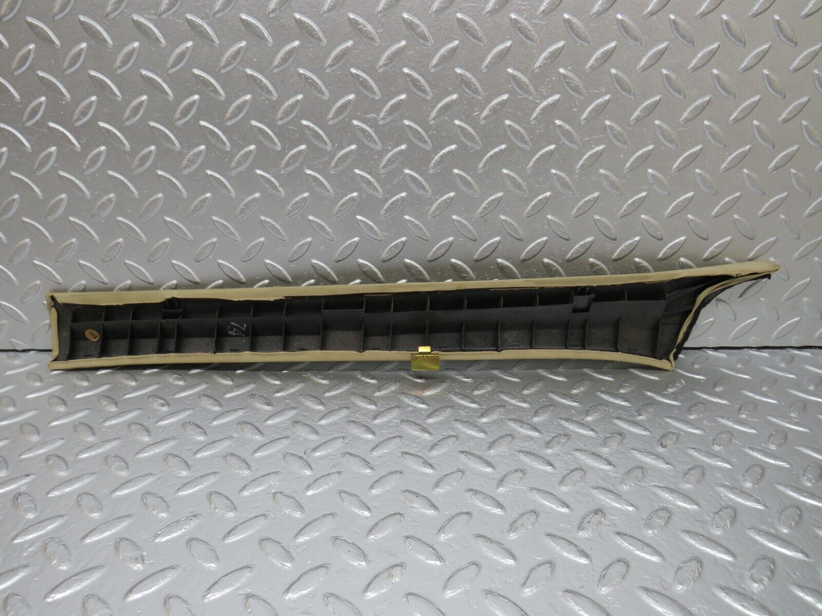 34122 Mercedes-Benz W124 230E A Pillar Cover Right Beige 1246920489