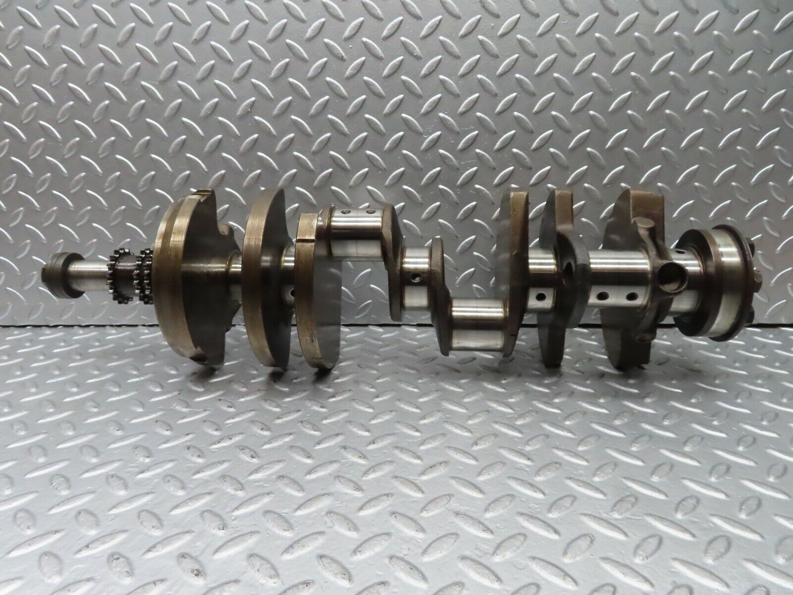 20764 Mercedes-Benz R107 450SL Crankshaft 1170310701