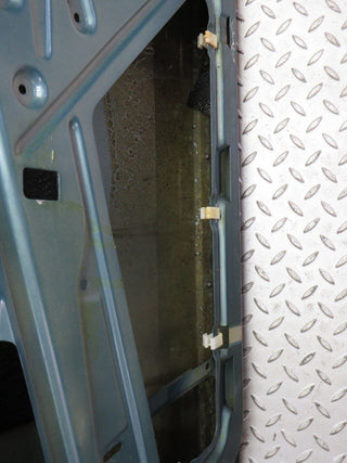 30827 Mercedes-Benz W201 190E 2.0L Front Left Door