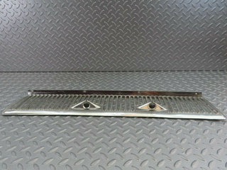 7385 Mercedes-Benz W116 450SE Air Intake Grill Chrome