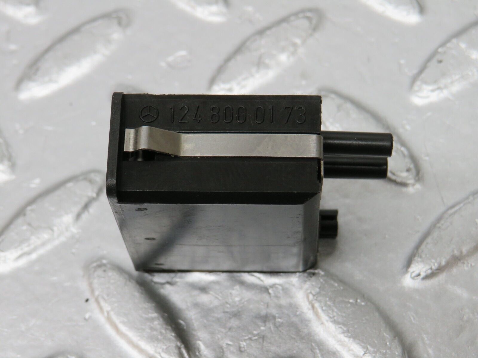 34074 Mercedes-Benz W124 260E Headlight Level Switch 1248000173