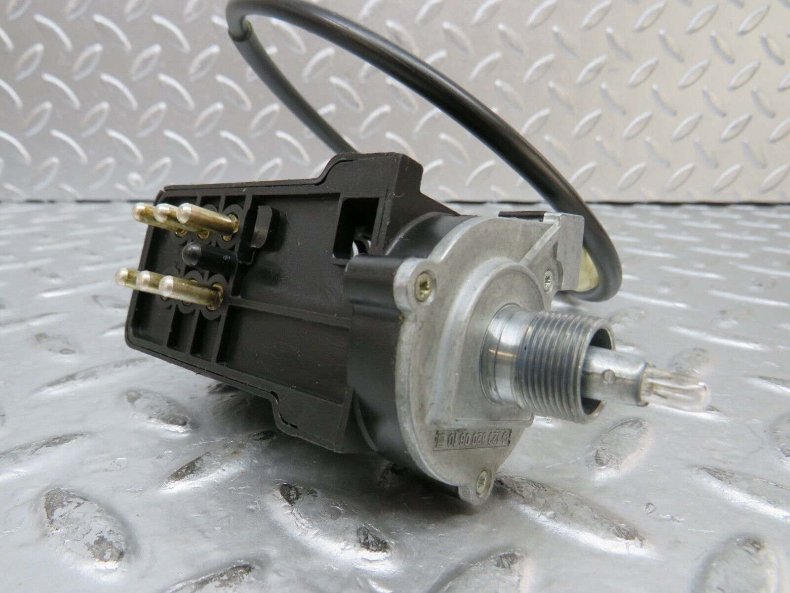 27152 Mercedes-Benz W123 280E Heater Control Switch 1238200610