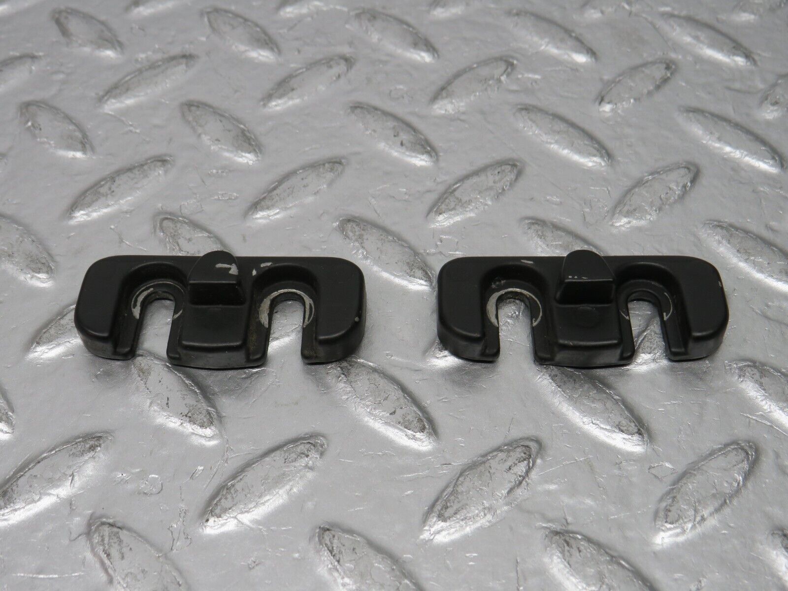 31386 Mercedes-Benz S124 220TE Wagon Trunk Lock Latch 1247660776