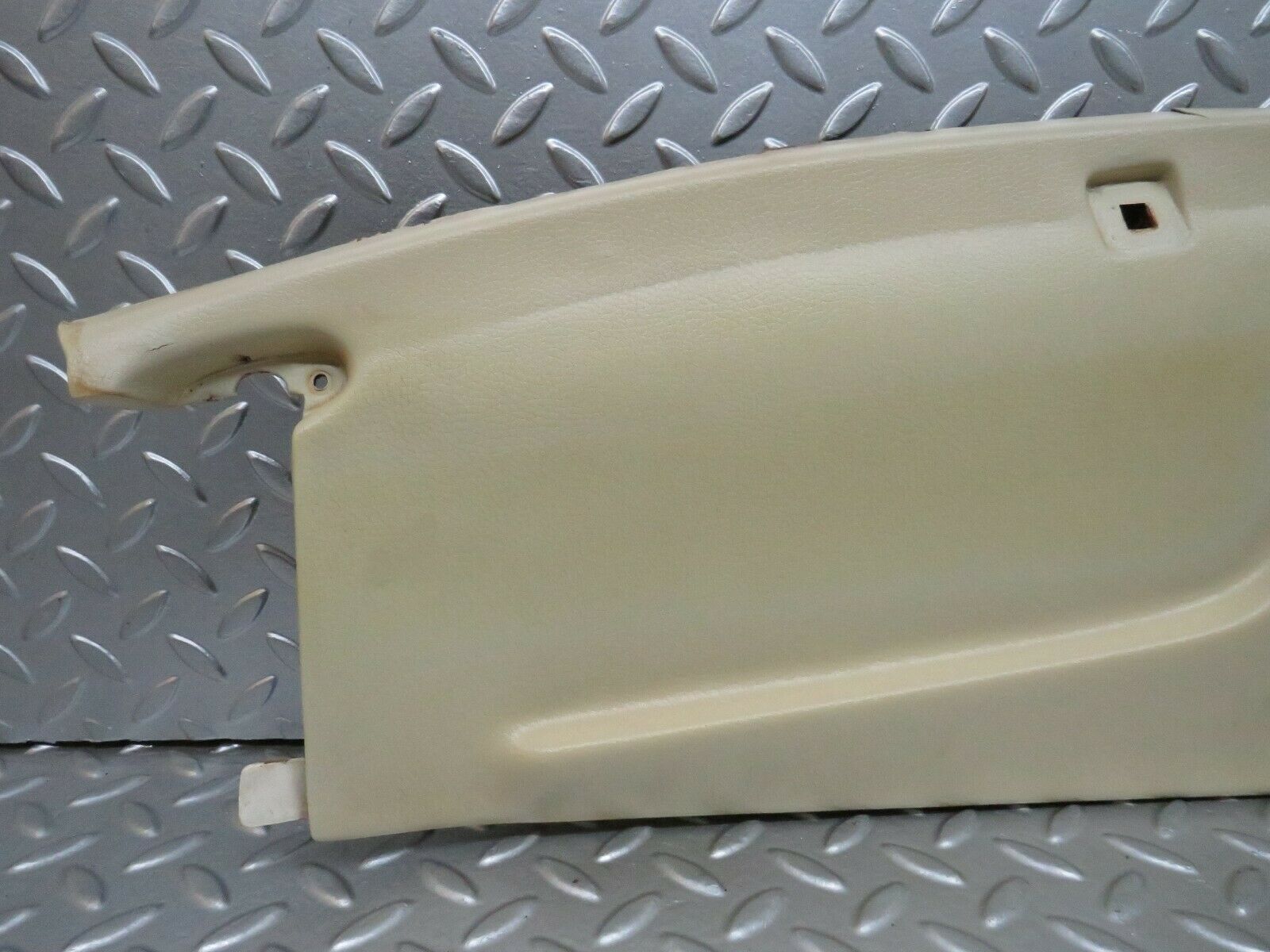 23743 Mercedes-Benz C107 450SLC Coupe Headlining Roof Panel Front Cream