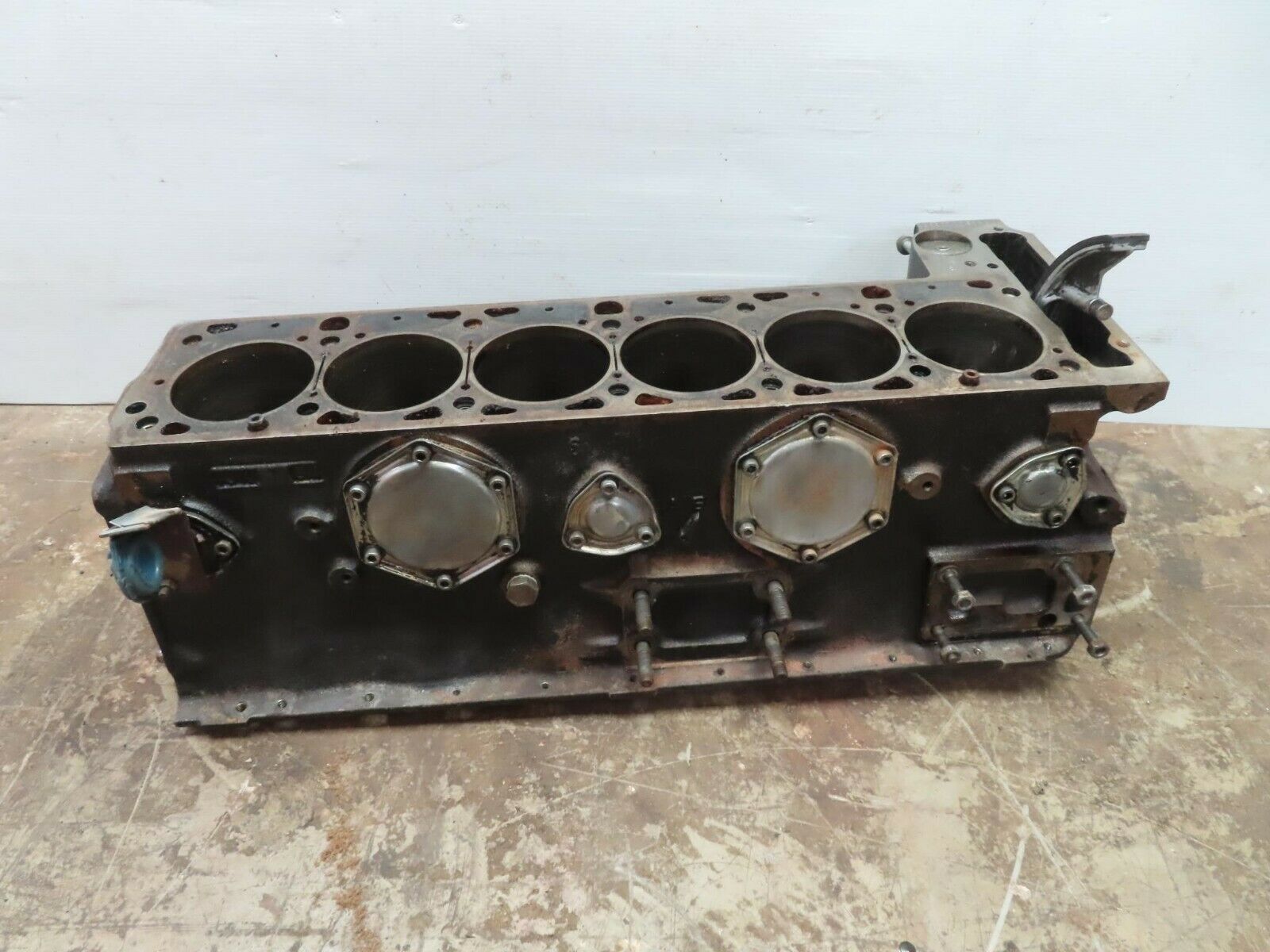 10190 Mercedes-Benz C123 280CE Coupe Engine Block 1100111101 M110.988