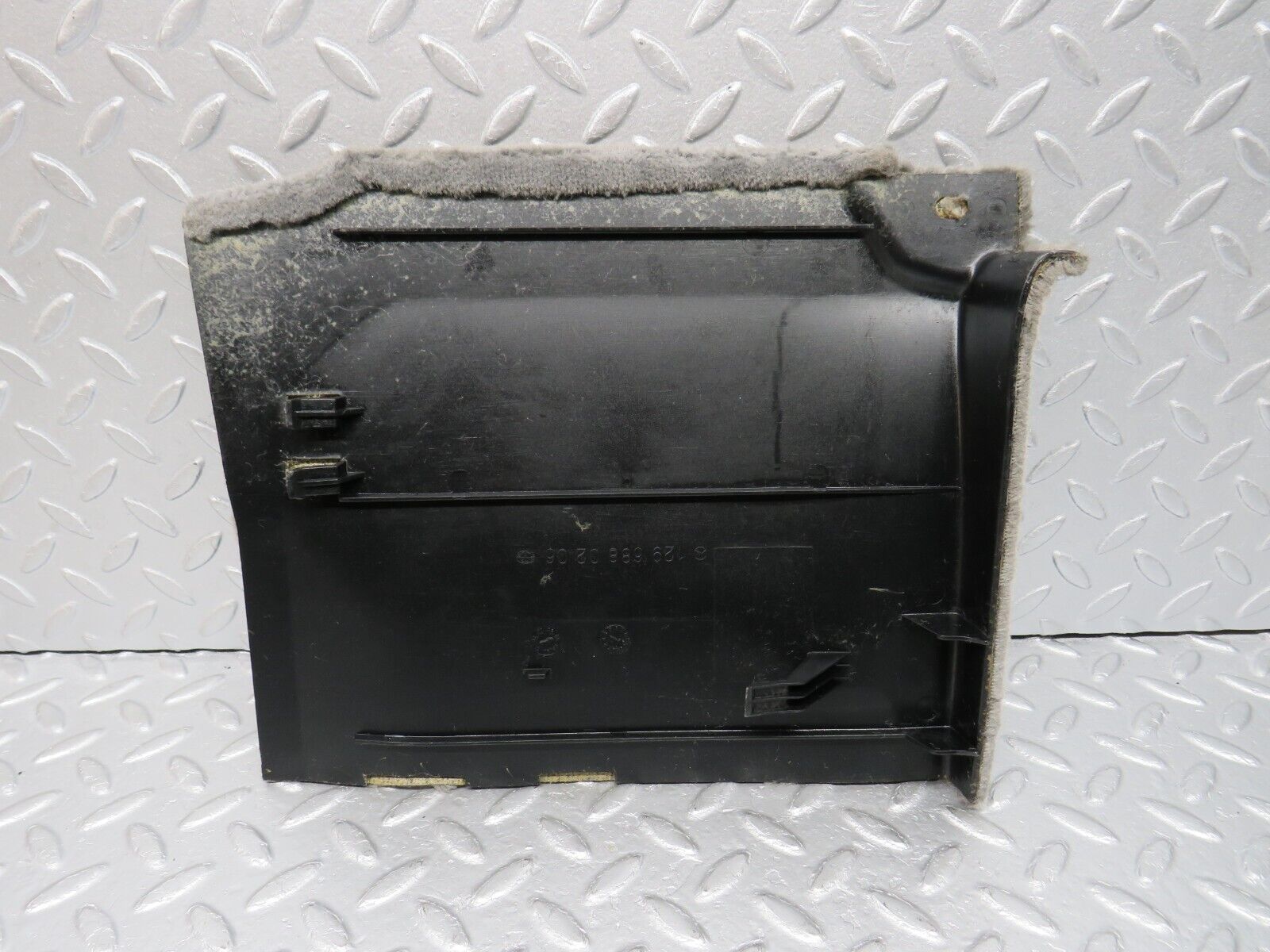 39374 Mercedes-Benz R129 320SL Coupe Kick Panel Right Side Grey 1296880206