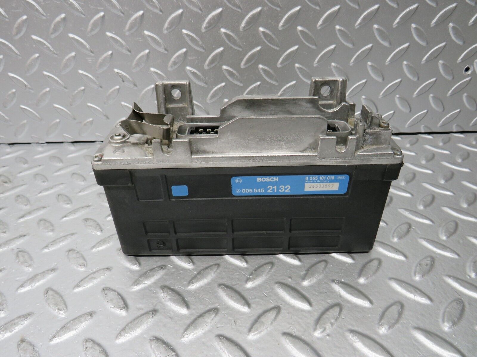 30306 Mercedes-Benz W124 230E ABS Control Unit Bosch 0055452132 0265101018