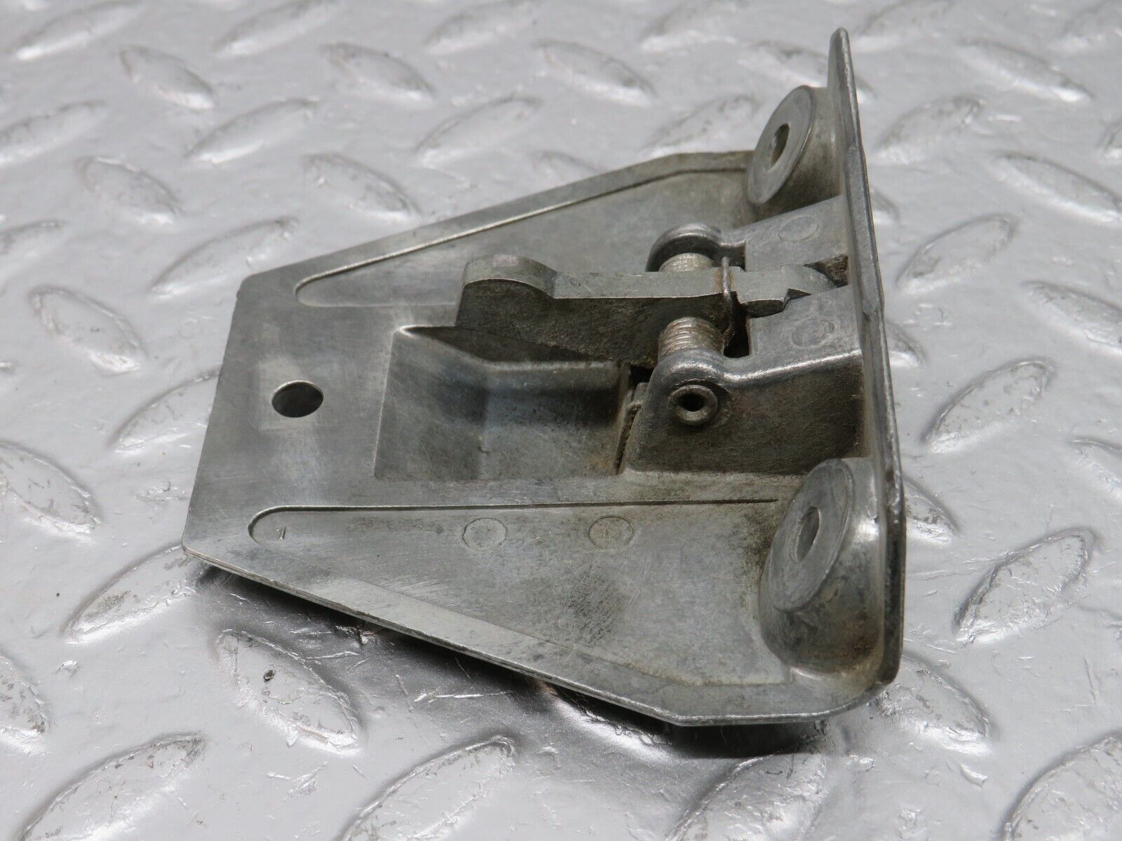 33191 Mercedes-Benz W114 Trunk Lock Latch