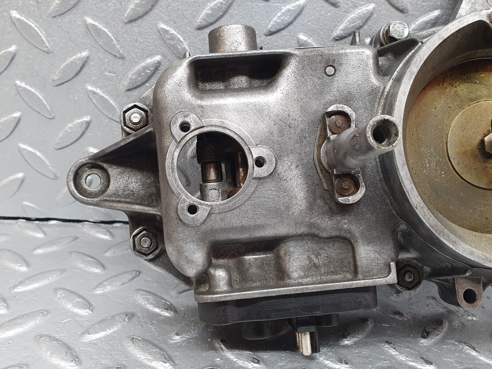 41095 Mercedes-Benz W126 300SE Air Flow Mass Meter Sensor Bosch 1031410345 0438121033 1160700274