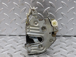 27669 Mercedes-Benz S124 300TE Wagon Front Right Door Lock Mechanism