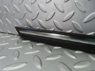 10290 Mercedes-Benz W116 Front Left Door Centre Moulding Trim