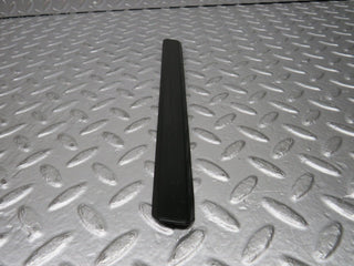 30780 Mercedes-Benz W201 190E 2.0L Front Right Fender Wing Centre Moulding Trim