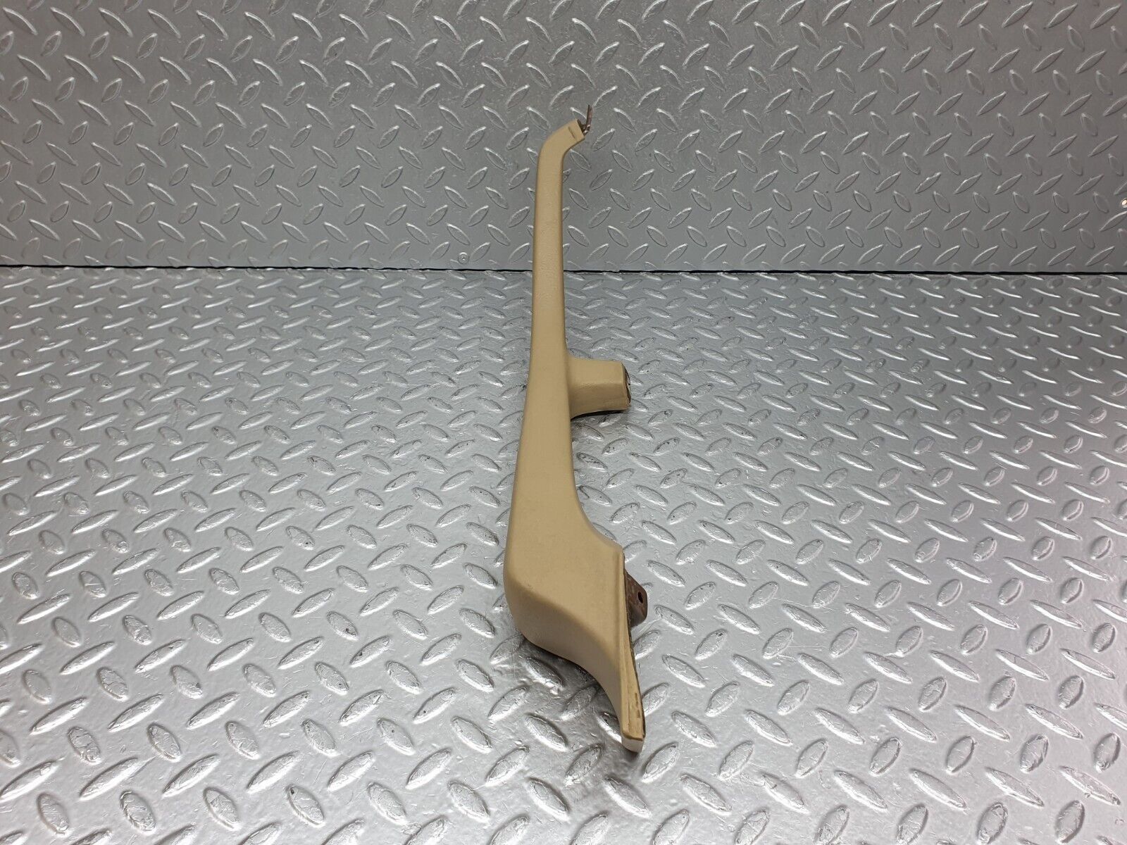 40930 Mercedes-Benz W126 300SE Rear Right Interior Door Handle Beige 126970121