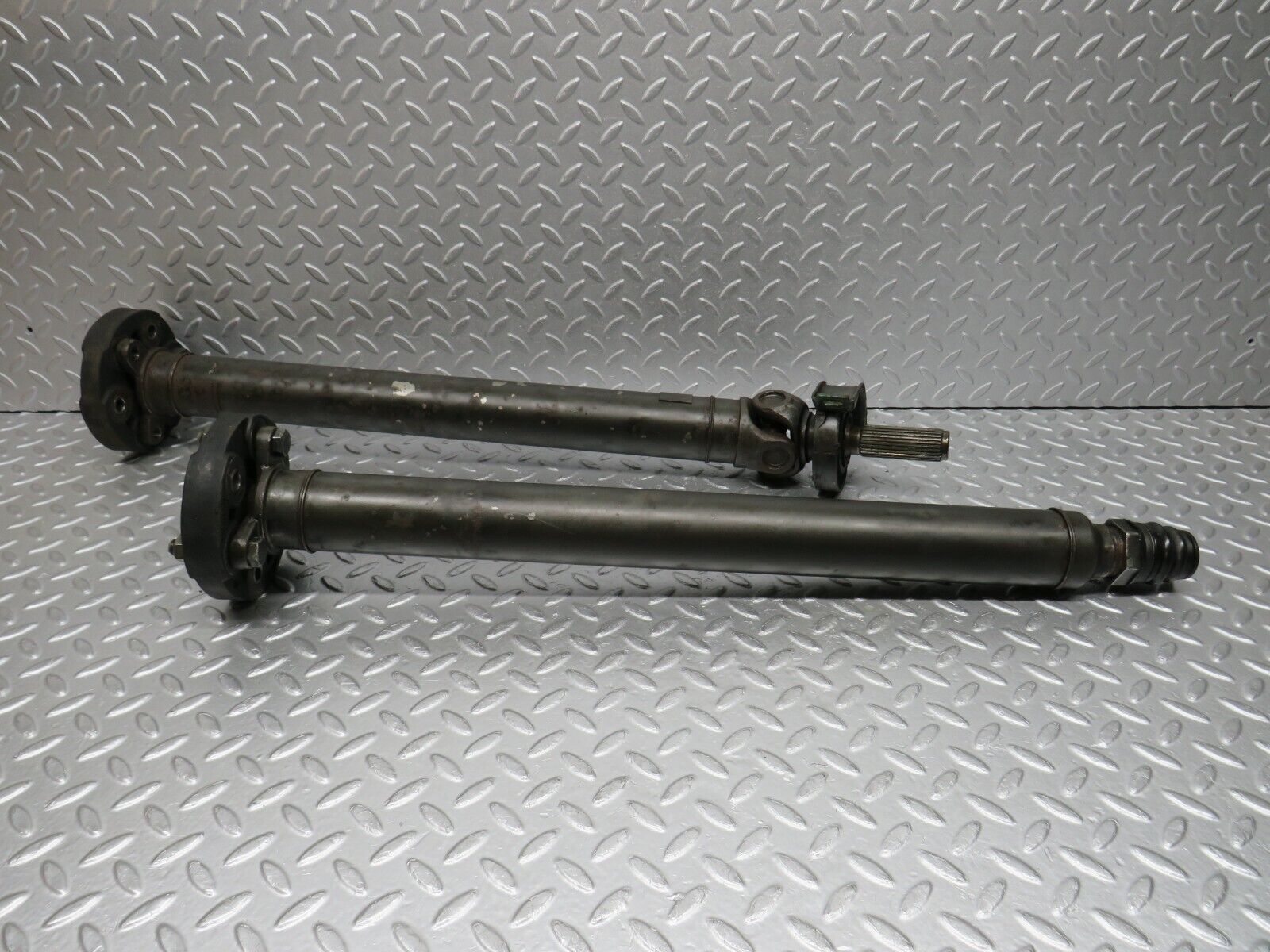 38042 Mercedes-Benz A124 320E Cabriolet Cardan Shaft Prop Shaft 1244110215