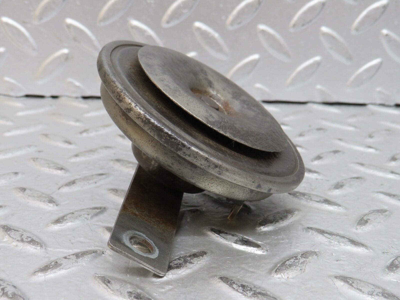 28447 Mercedes-Benz S123 240D Wagon Horn 002952 0035424120