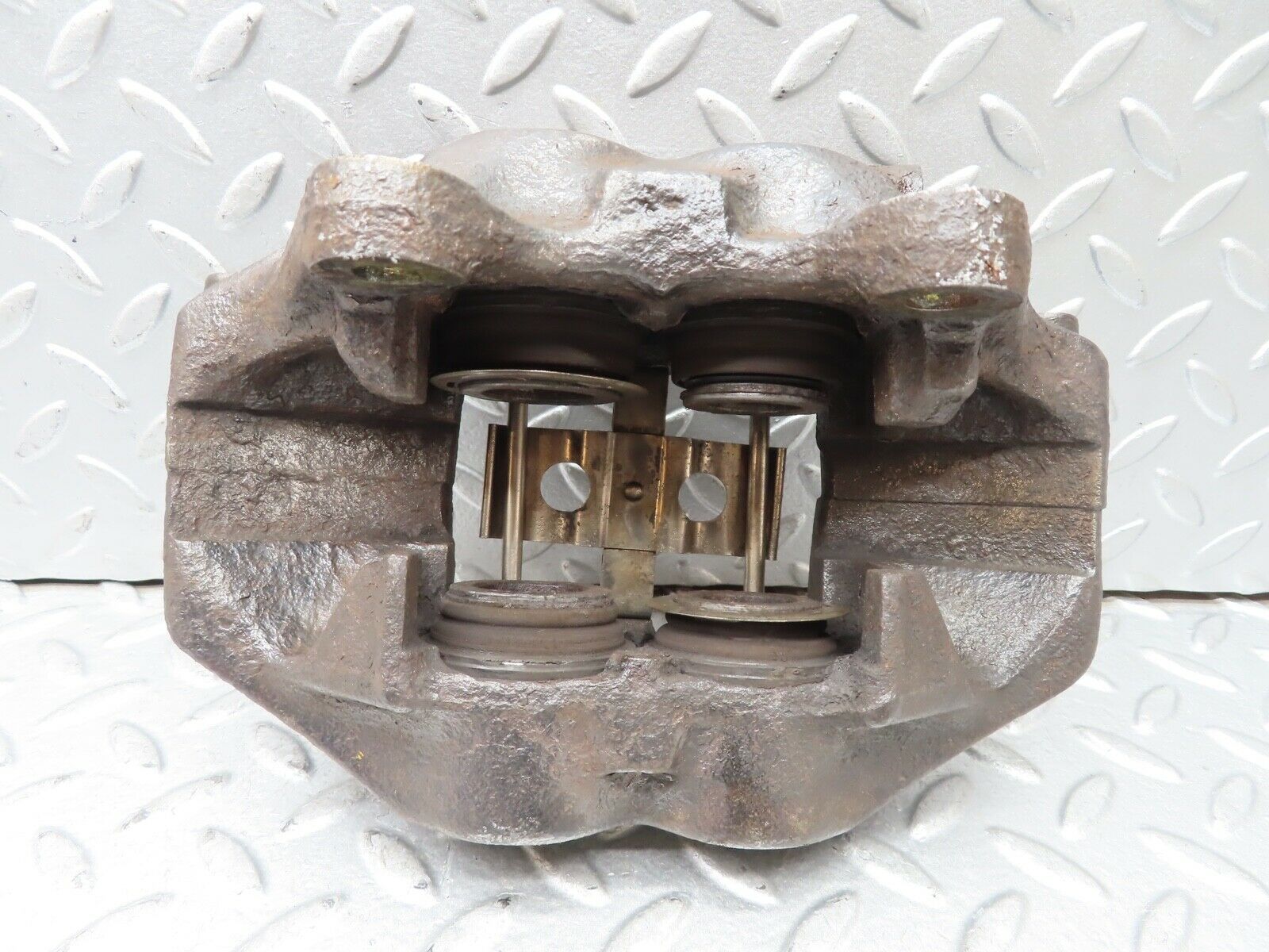 19650 Mercedes-Benz C140 CL420 Coupe Front Right Brake Caliper Lucas