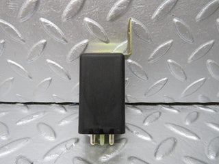 34055 Mercedes-Benz W124 260E Instrument Cluster Light Relay 0045450832