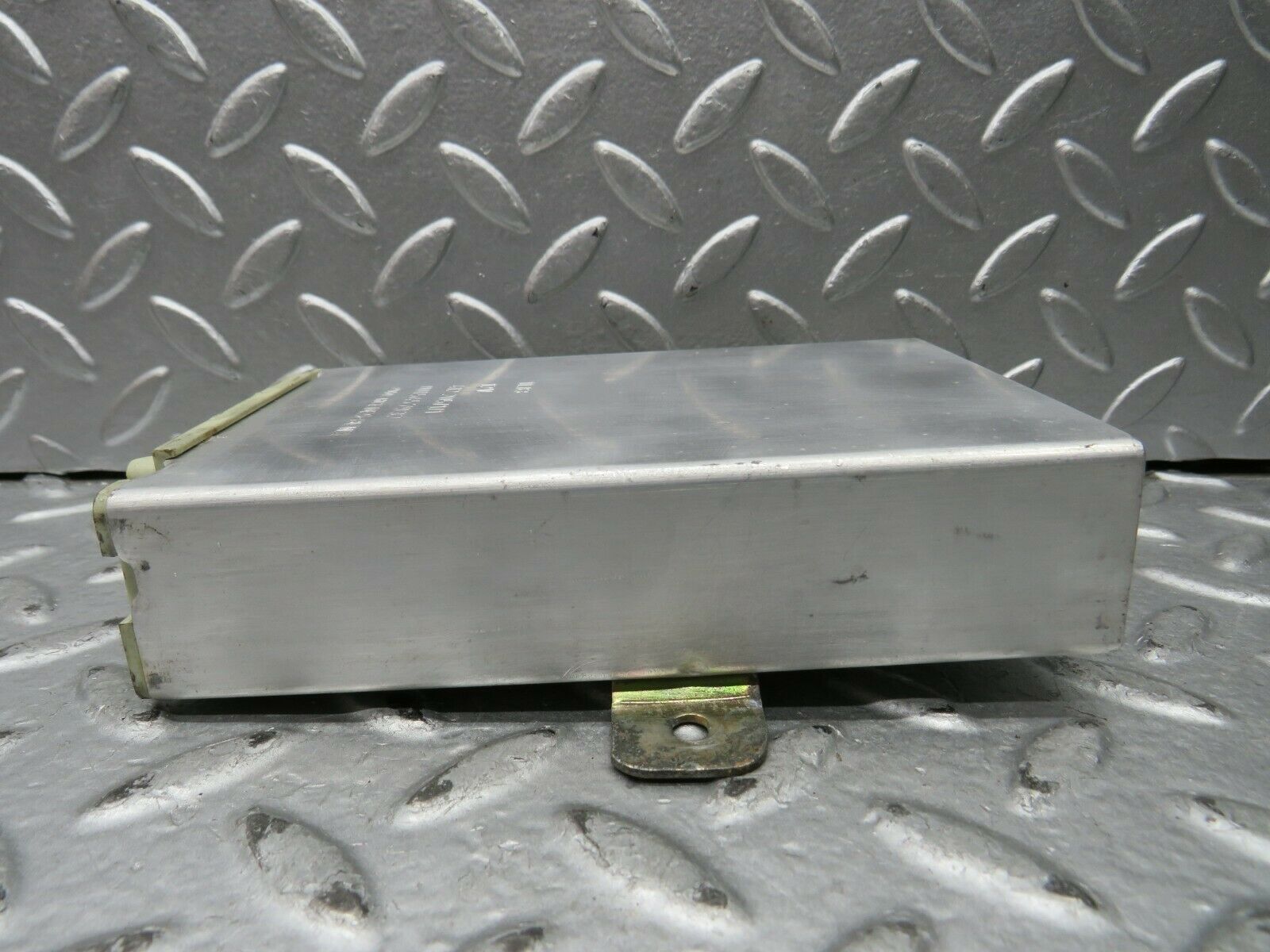 22110 Mercedes-Benz S123 280TE Cruise Control Module Unit 0015457932