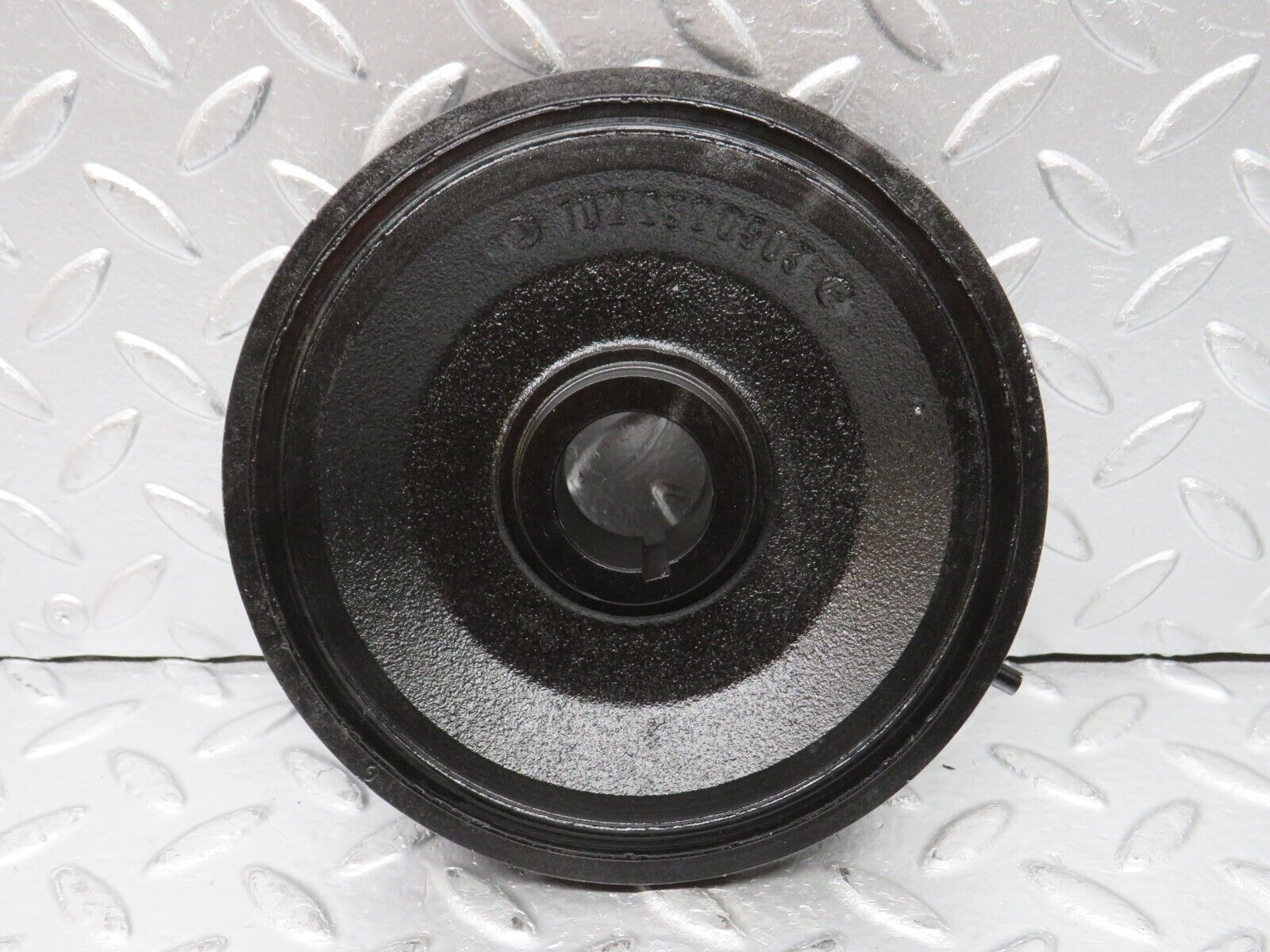 30858 Mercedes-Benz W201 190E 2.0L Crankshaft Pulley 1020320404