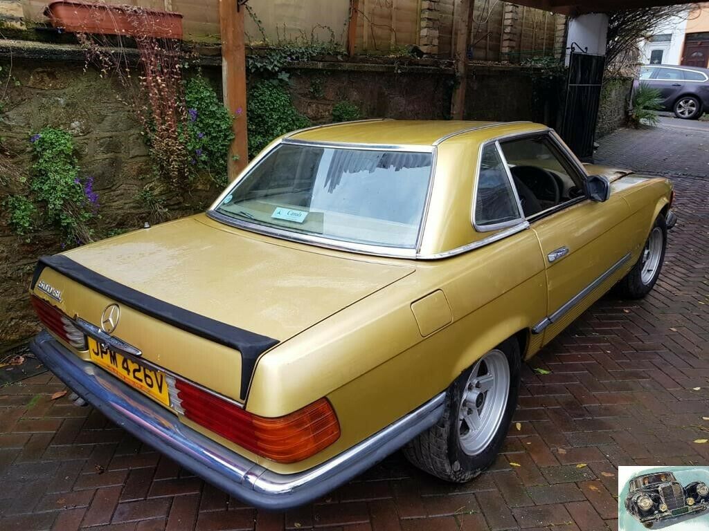 11688 Mercedes-Benz R107 450SL Right Door Chrome Cover