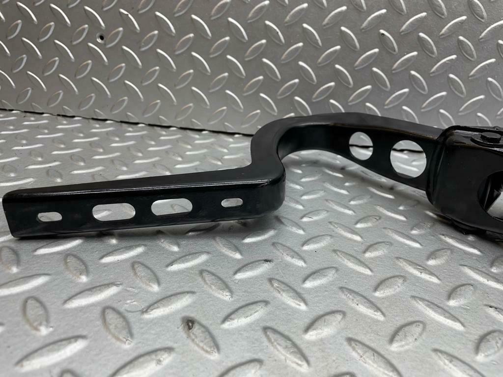 0152 Mercedes-Benz W116 Trunk Lid Hinge