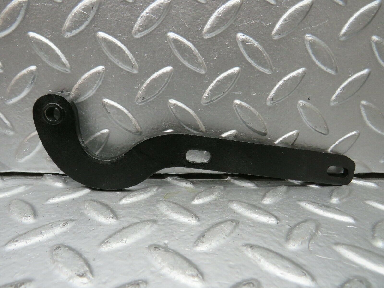 22869 Mercedes-Benz C107 450SLC Coupe Bonnet Hinge Right Side