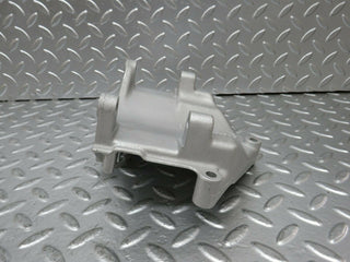 24346 Mercedes-Benz S124 220TE Wagon AC Compressor Support Bracket 1111550135