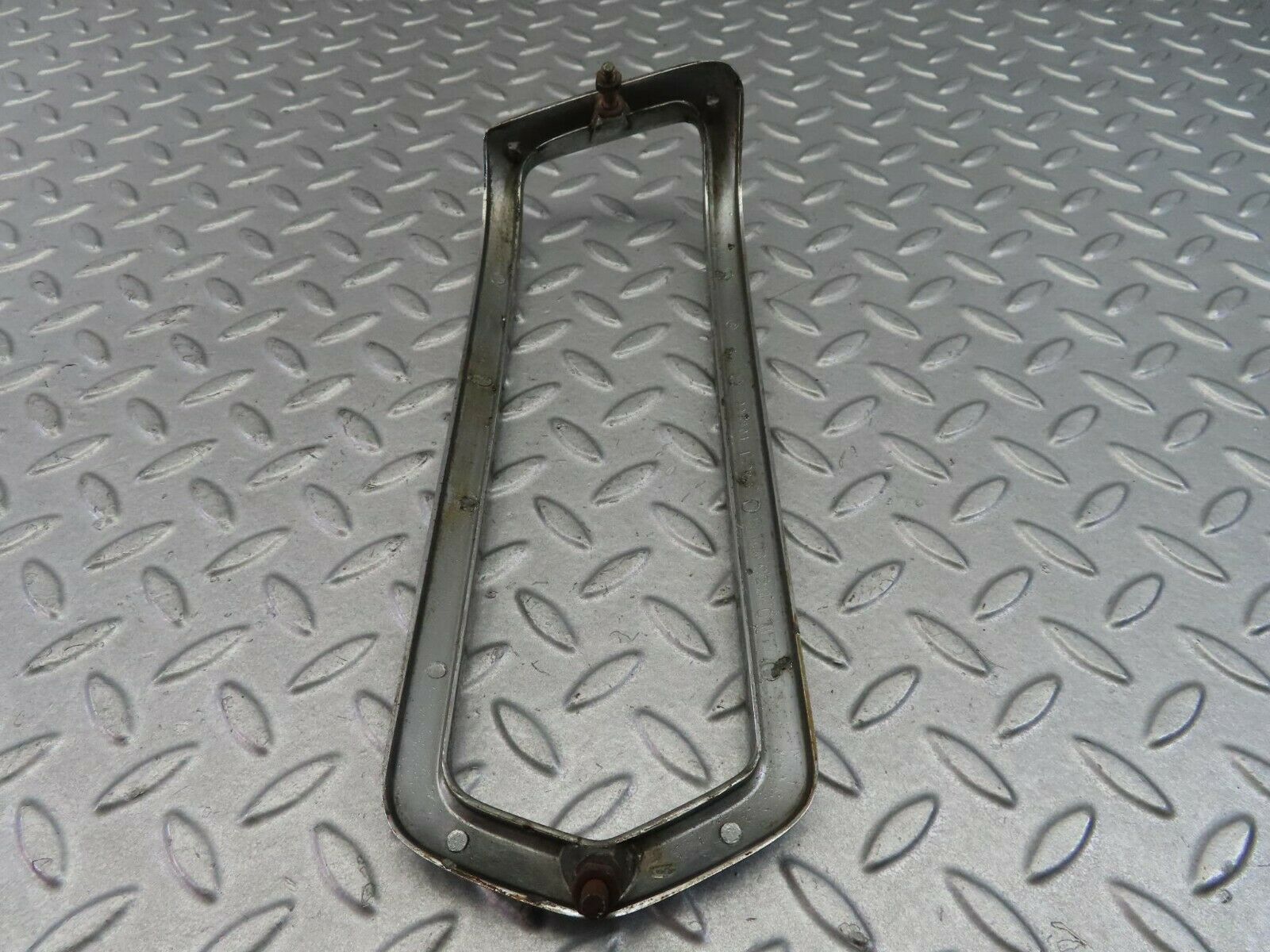 8095 Mercedes-Benz W108 Tail Light Chrome Frame Left 1088260159