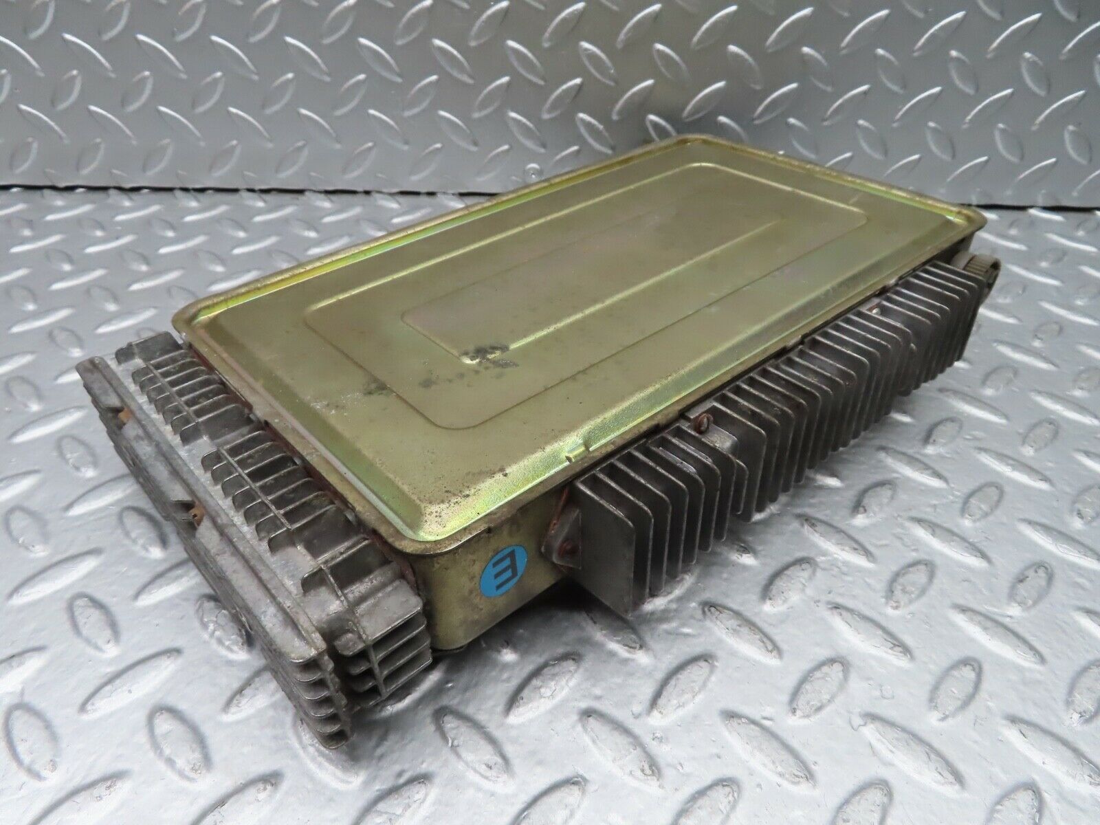 20768 Mercedes-Benz R107 450SL ECU Engine Control Unit 0280002003