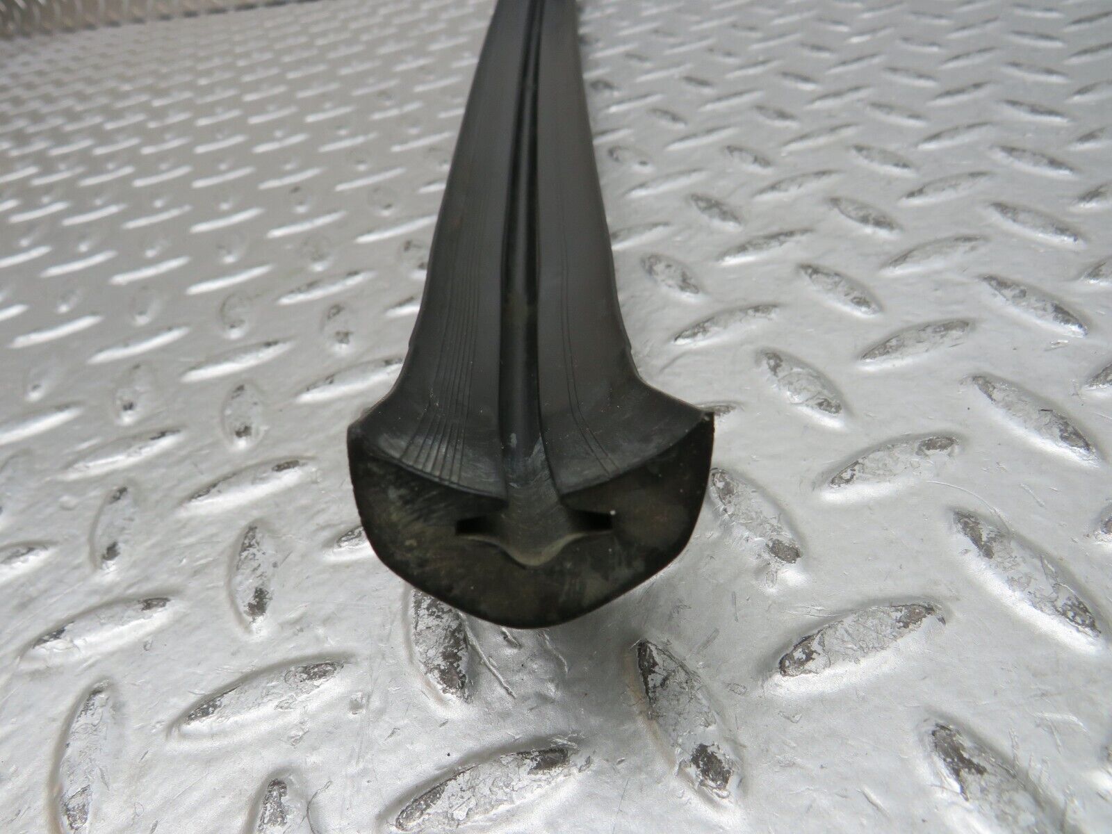 28875 Mercedes-Benz W123 230E Front Bumper Rubber