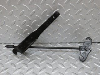 35711 Mercedes-Benz W108 Handbrake Adjusting Handbrake Regulator